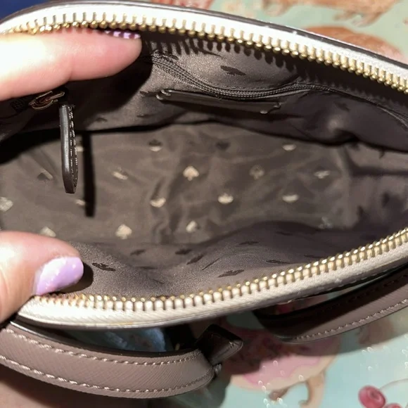Kate Spade Crossbdoy - Picture 5 of 5
